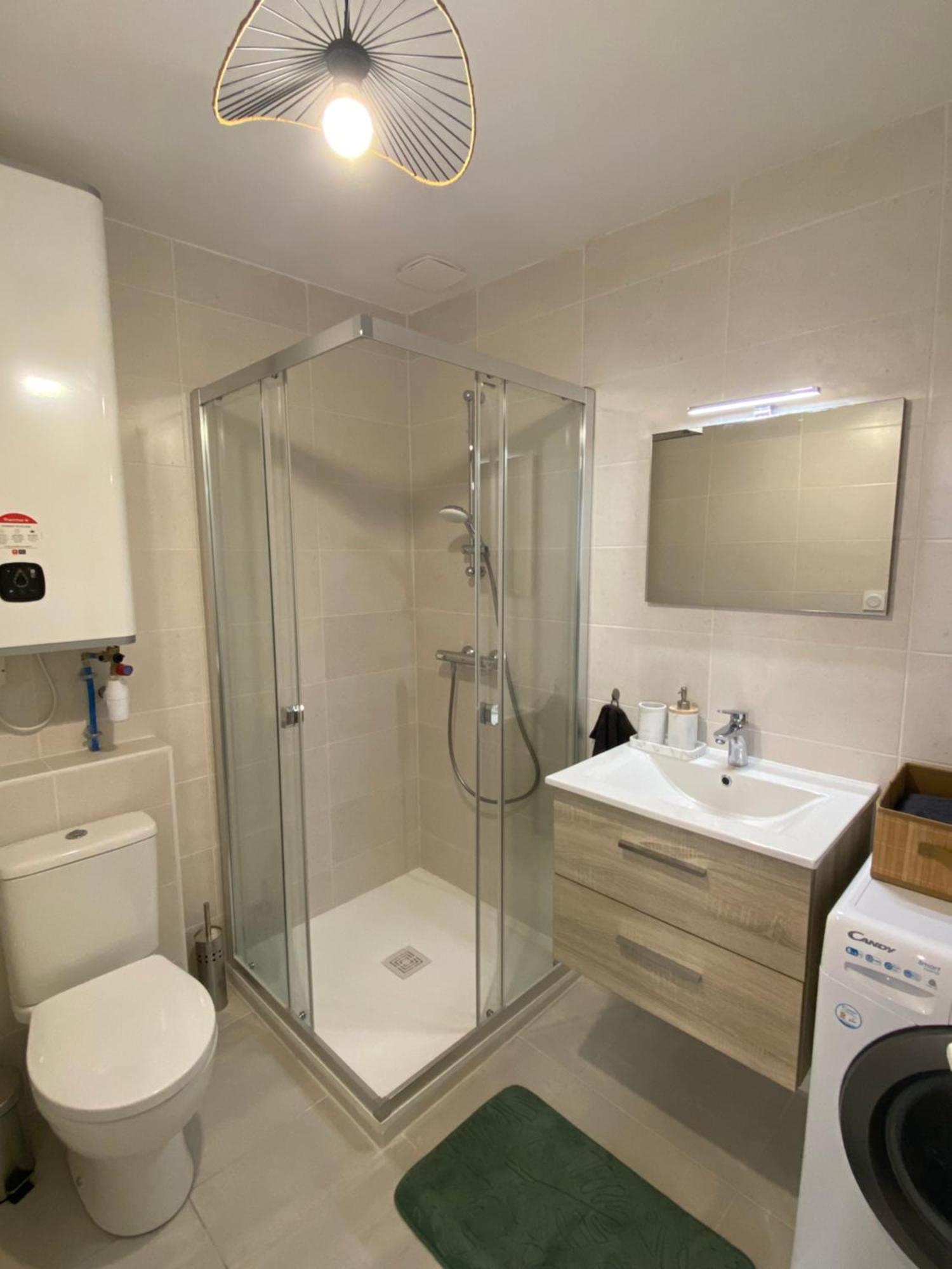 Appartement Proche Cnpe Et Pipa Saint-Denis-en-Bugey Extérieur photo